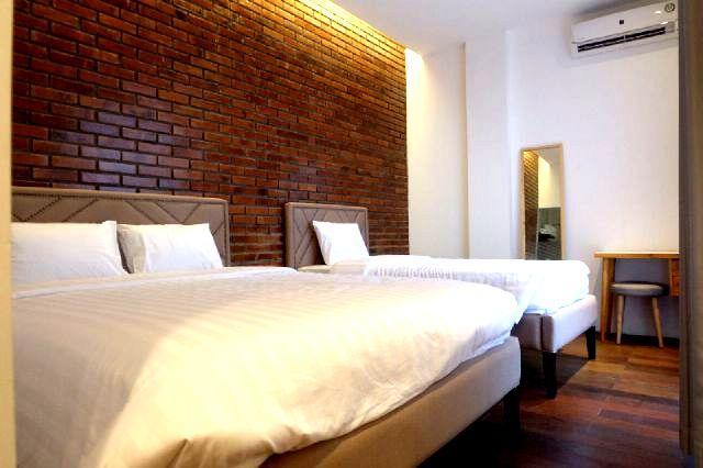 Wood Pecker Hotel Pakualaman Экстерьер фото