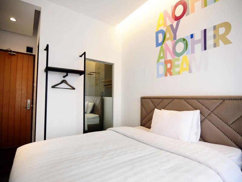 Wood Pecker Hotel Pakualaman Экстерьер фото